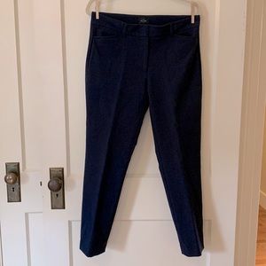 White House Black Market size 6 slim ankle pant. Navy. Sharp for the office.